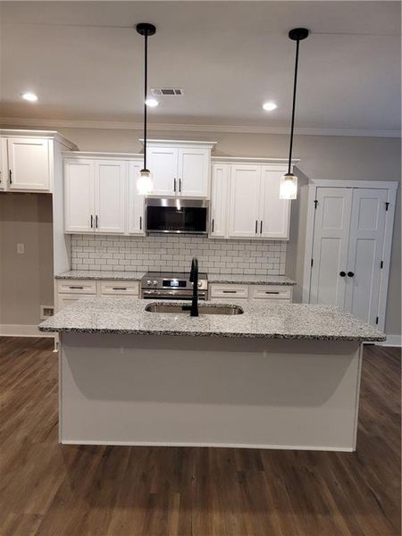 Furnished interior view inside a new home in , Dallas (Image 5). Furnished interior view inside a new home in , Dallas (Image 5).