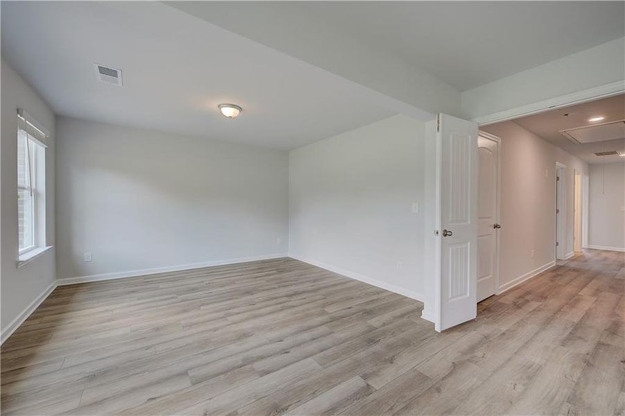 Spacious, unfurnished interior of a new home in Burchwood, Stockbridge (Image 24). Spacious, unfurnished interior of a new home in Burchwood, Stockbridge (Image 24).