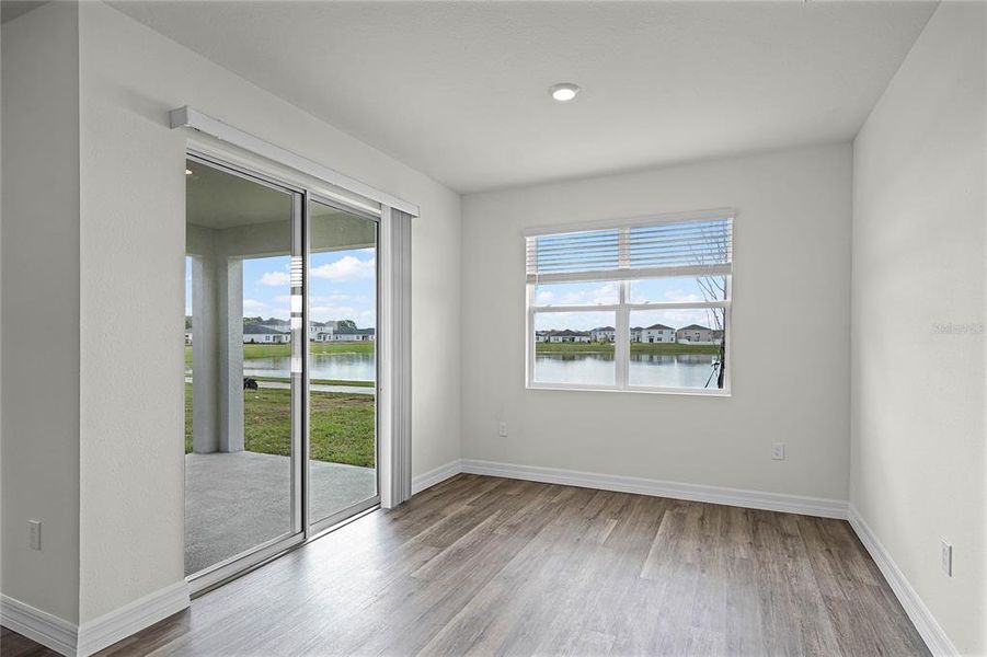 Spacious, unfurnished interior of a new home in Lakes of Mount Dora, Mount Dora (Image 27).