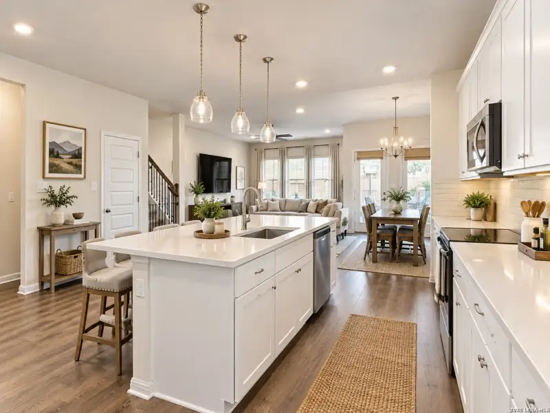 Furnished interior view inside a new home in Venado Crossing, Cibolo (Image 10).