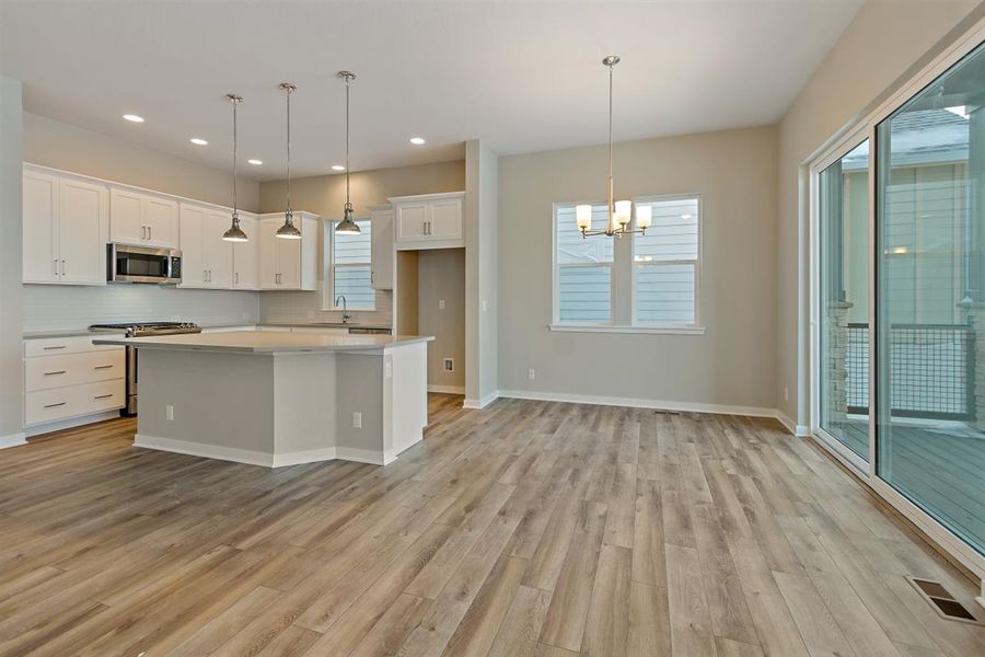 The Camilla - Dining