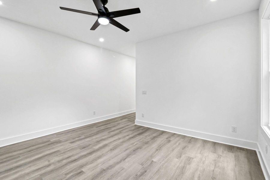 Spacious, unfurnished interior of a new home in , Bluffton (Image 22). Spacious, unfurnished interior of a new home in , Bluffton (Image 22).