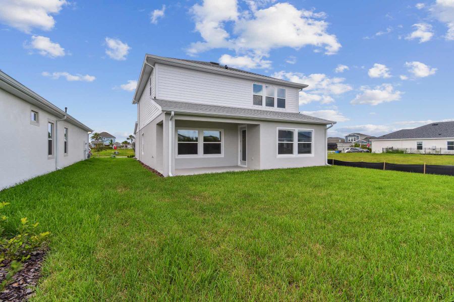 Representative exterior details of a home built from the The Bradson by David Weekley Homes in North River Ranch – Garden Series, Parrish (Image 4).