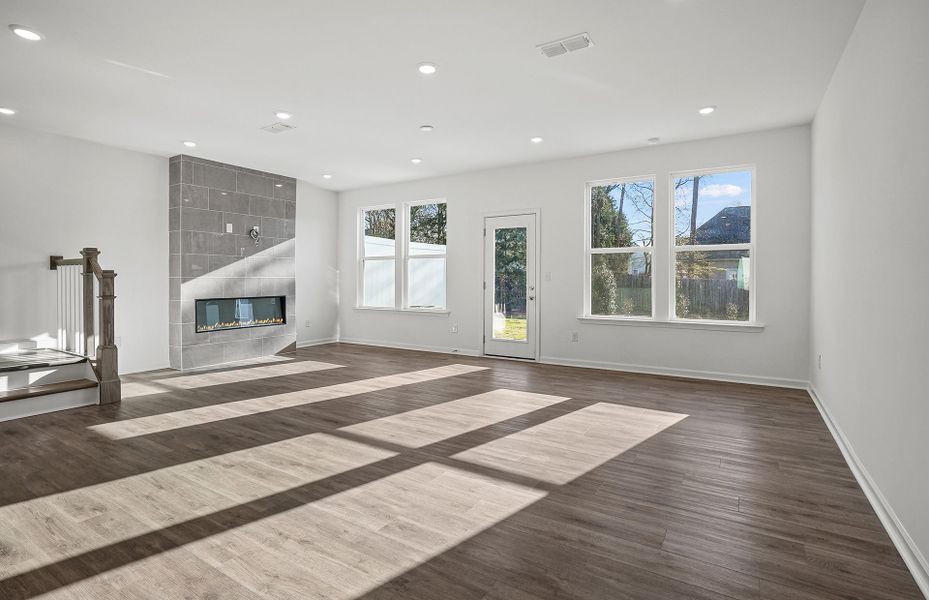 Spacious, unfurnished interior of a new home in Galloway Towns, Charlotte (Image 33). Spacious, unfurnished interior of a new home in Galloway Towns, Charlotte (Image 33).