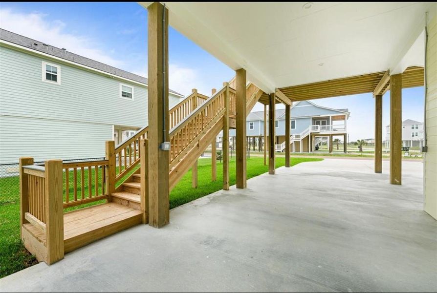 Exterior details and patio area of a home in , Galveston (Image 18).