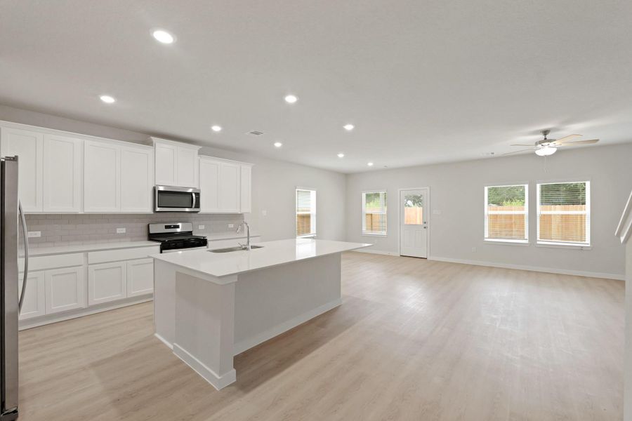 Furnished interior view inside a new home in Russell Ranch, Bay City (Image 11).