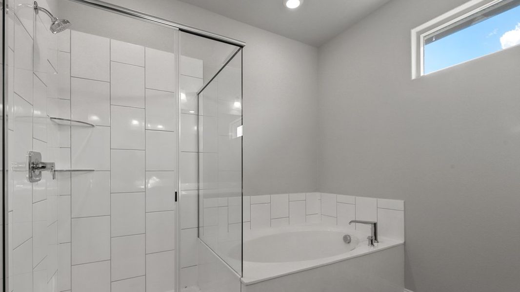 Furnished interior view inside a new home in Treeline, Justin (Image 14).