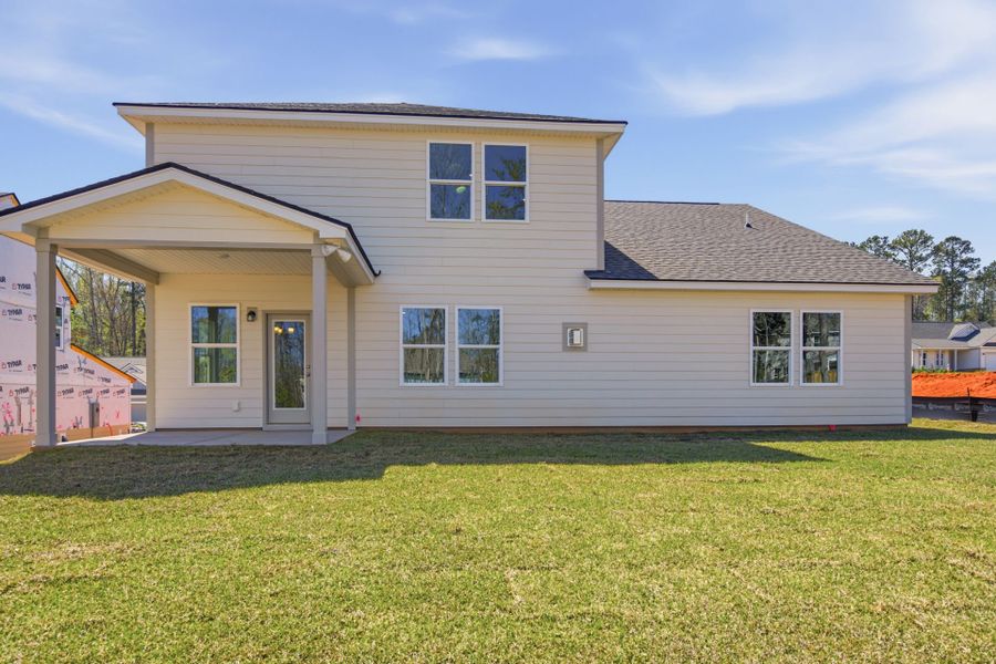 Exterior details and patio area of a home in Carriage Estates, Lexington (Image 3).