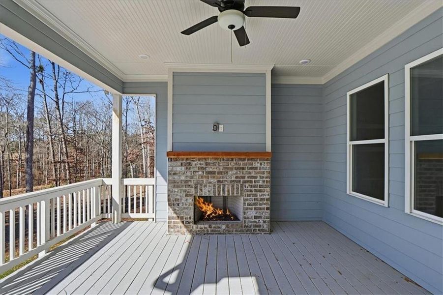 Exterior details and patio area of a home in Old Town Estates, Dacula (Image 31).