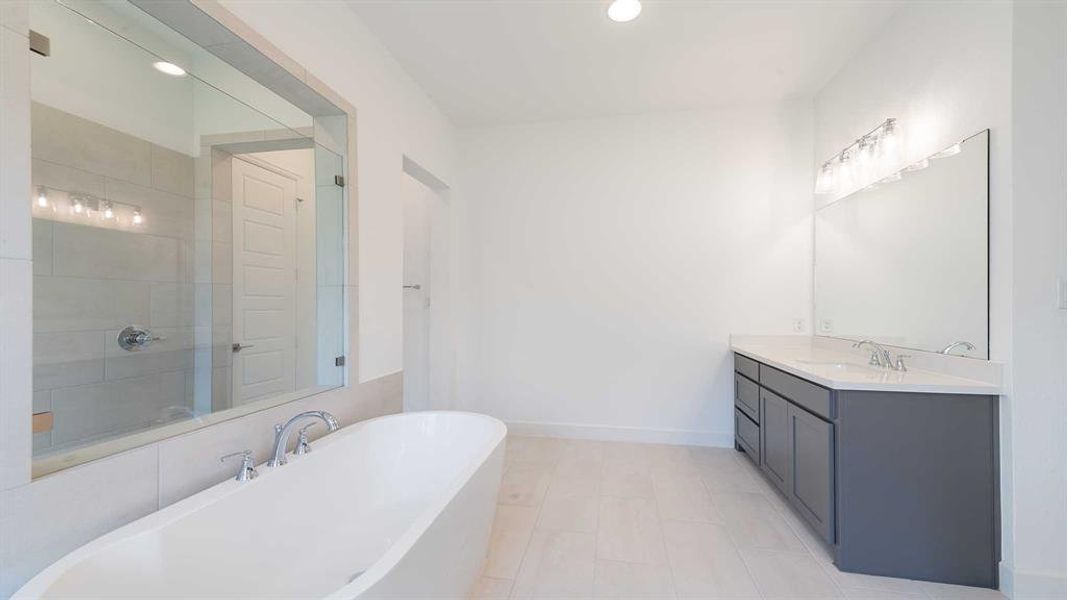 Furnished interior view inside a new home in Talon Hills 60'/70', Fort Worth (Image 6). Furnished interior view inside a new home in Talon Hills 60'/70', Fort Worth (Image 6).