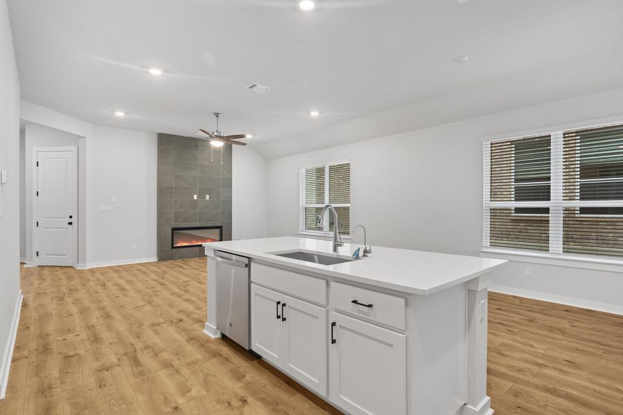 Furnished interior view inside a new home in Highland Village, Georgetown (Image 11).