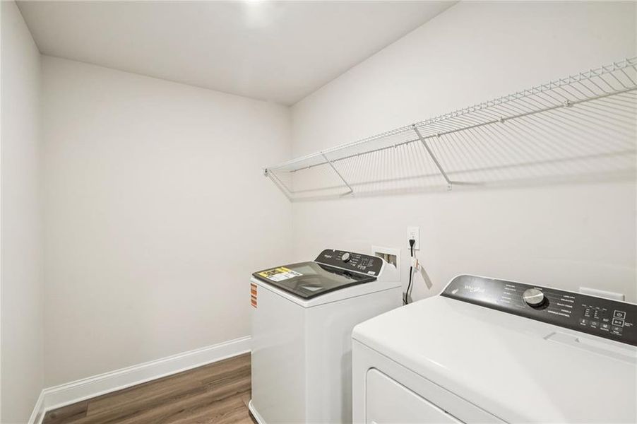 Close-up of interior finishes inside a home in Martin Springs - Estate Series, Lawrenceville (Image 16).