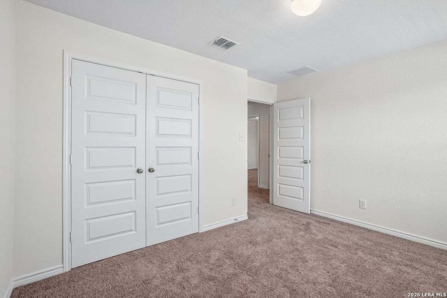 Spacious, unfurnished interior of a new home in Medina Crossing, Von Ormy (Image 29).