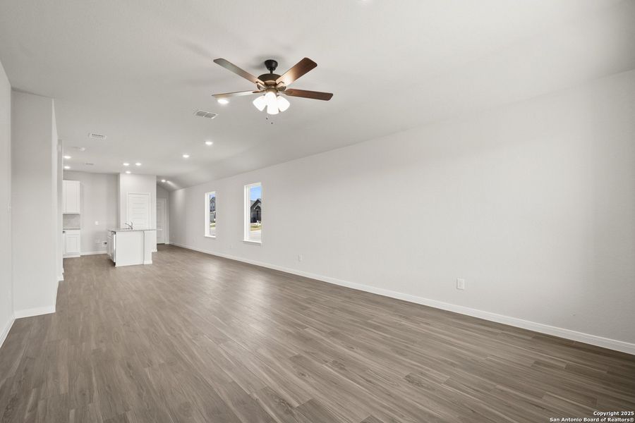 Spacious, unfurnished interior of a new home in Swenson Heights, Seguin (Image 14). Spacious, unfurnished interior of a new home in Swenson Heights, Seguin (Image 14).