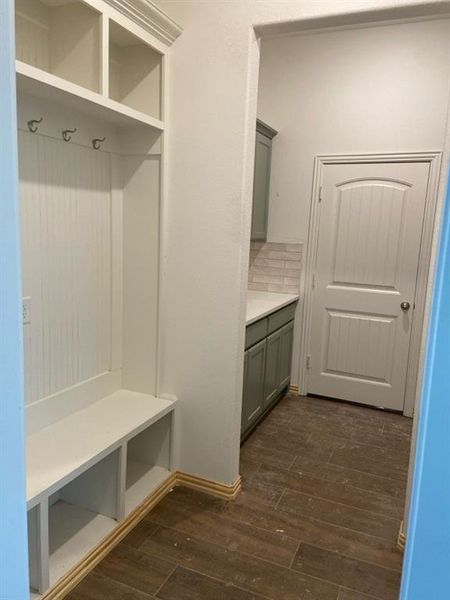 Furnished interior view inside a new home in Hillview Addition, Decatur (Image 6).