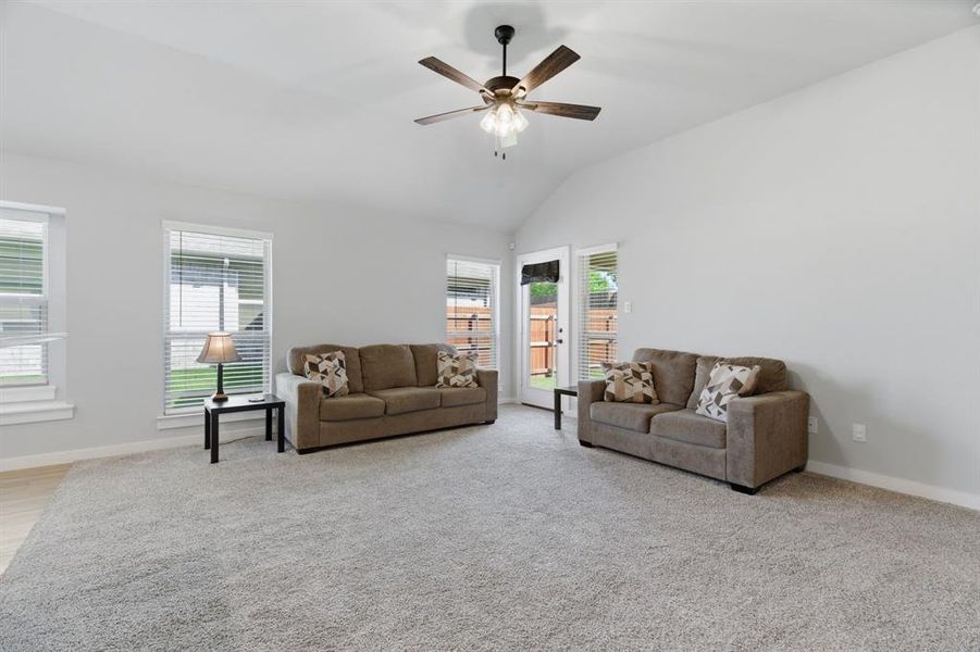 Furnished interior view inside a new home in Trail Creek, Cleburne (Image 29).