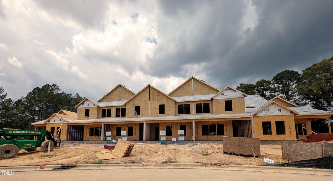 Lot 270 - Building #7