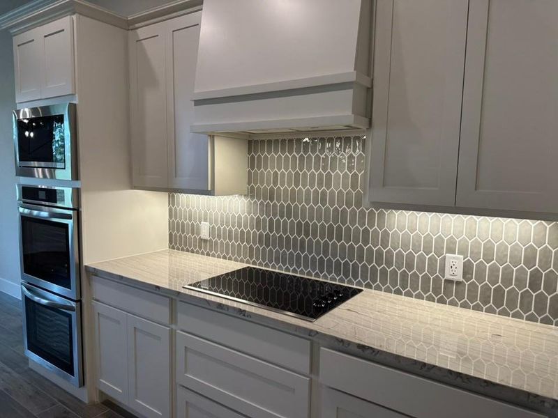 Furnished interior view inside a new home in , Leonard (Image 6).