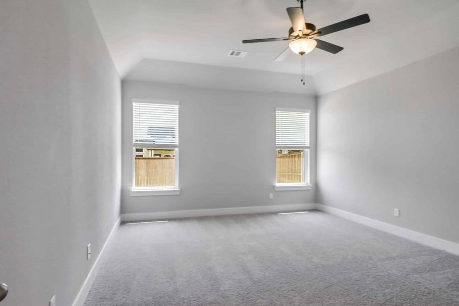 Representative unfurnished interior of a home built from the The Teton by Lillian Custom Homes in Polo Ridge, Heath (Image 29).