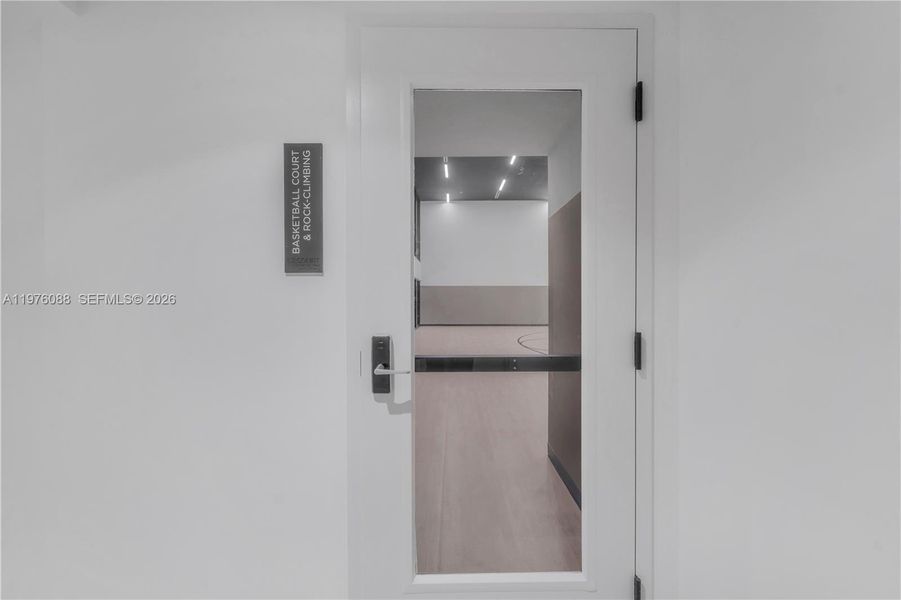 Image 62 of a home in .