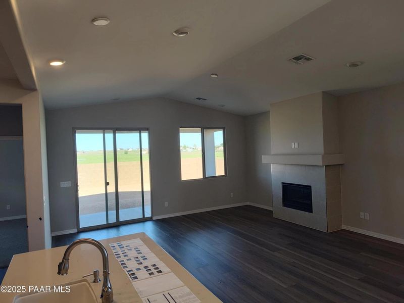 Image 12 of a home in North Ridge at Pronghorn Ranch.