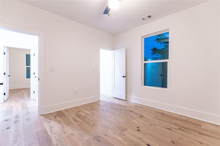 Spacious, unfurnished interior of a new home in , Monroe (Image 16).