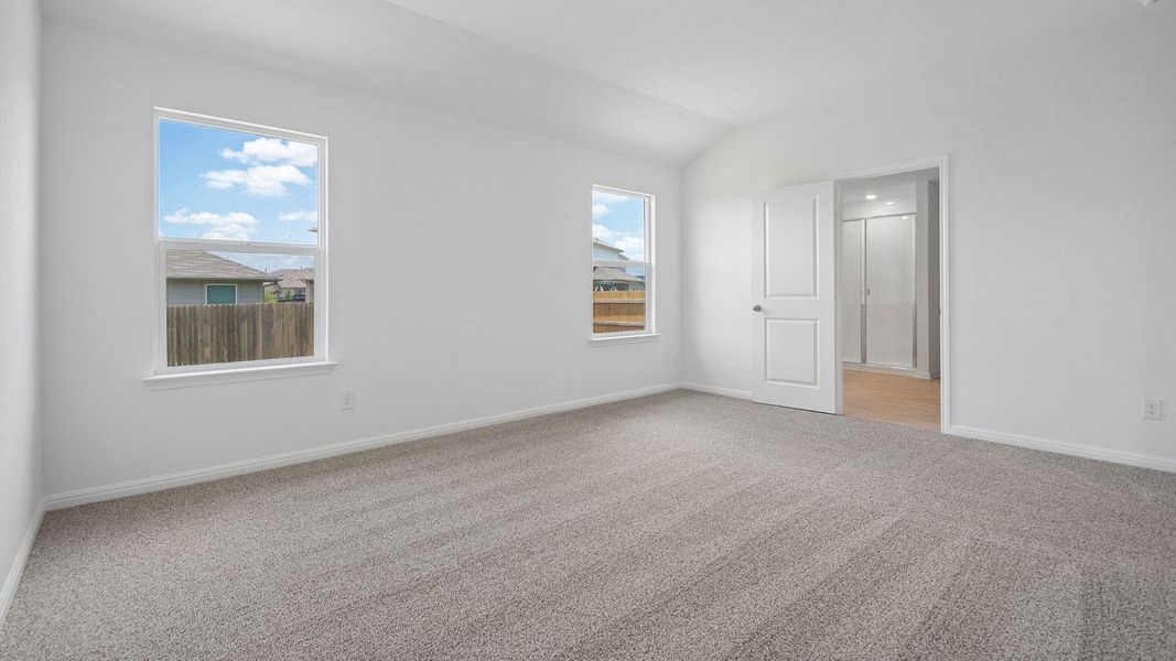 Spacious, unfurnished interior of a new home in Southgrove, Kyle (Image 12).