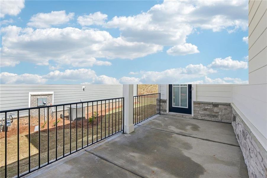 Exterior details and patio area of a home in Hemingway - Reserve Series, Cumming (Image 33).