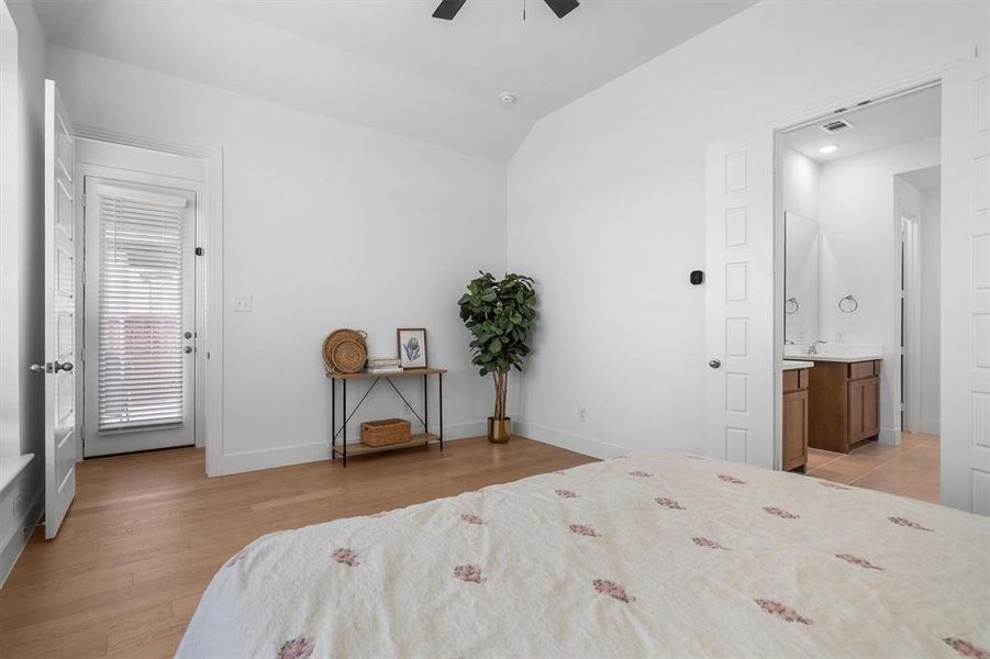 Furnished interior view inside a new home in Sandbrock Ranch, Aubrey (Image 18).