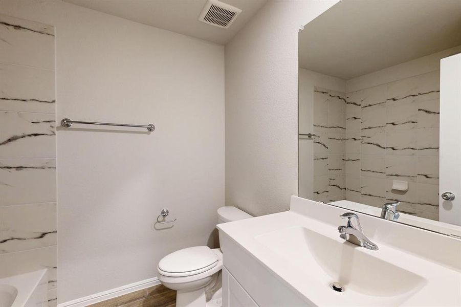 Furnished interior view inside a new home in Forest Park, Princeton (Image 7).