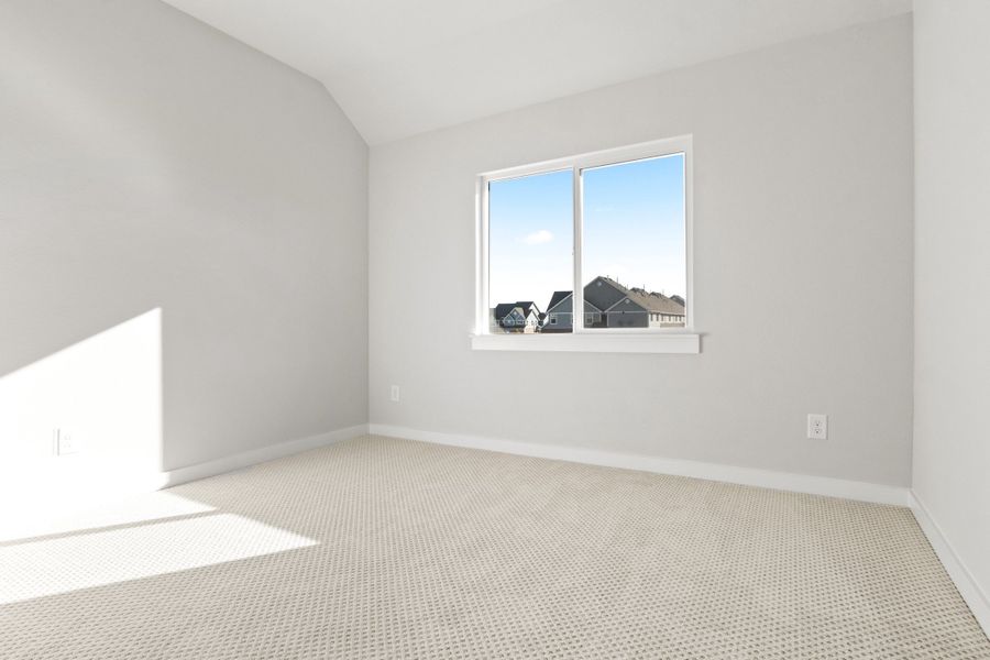 Spacious, unfurnished interior of a new home in Woodbridge Townhomes, Wylie (Image 18).