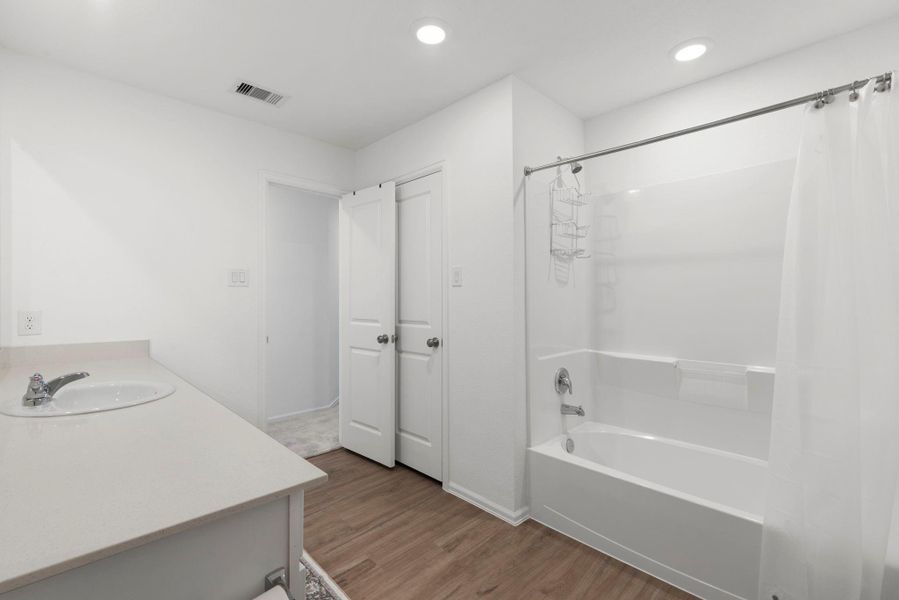 Image 43 of a home in Tavola: Gulf Coast Collection.