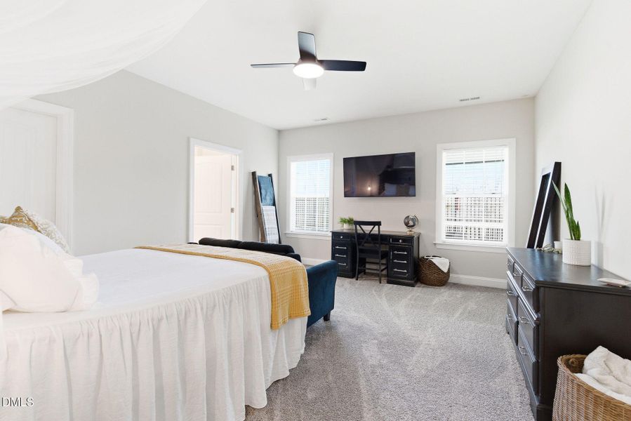 26-web-or-mls-DSC00823 26-web-or-mls-DSC00823