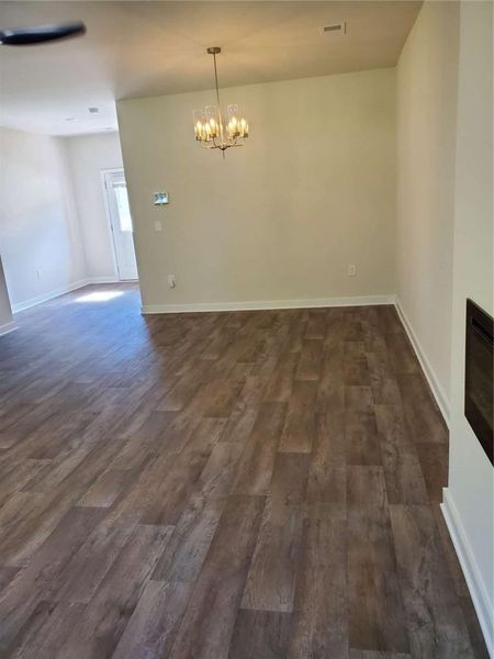 Spacious, unfurnished interior of a new home in Creekbend Overlook, Fairburn (Image 7). Spacious, unfurnished interior of a new home in Creekbend Overlook, Fairburn (Image 7).