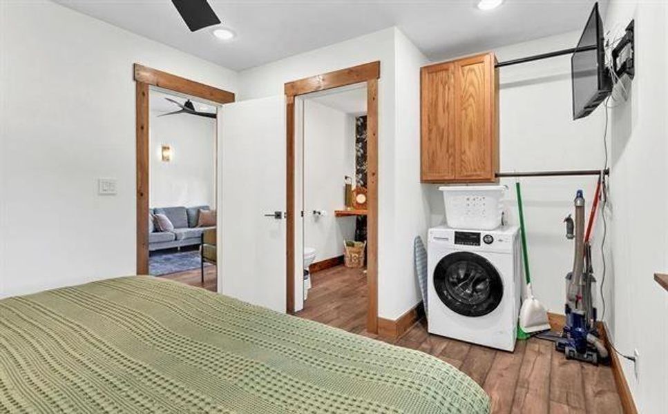 Furnished interior view inside a new home in , Lindale (Image 9).