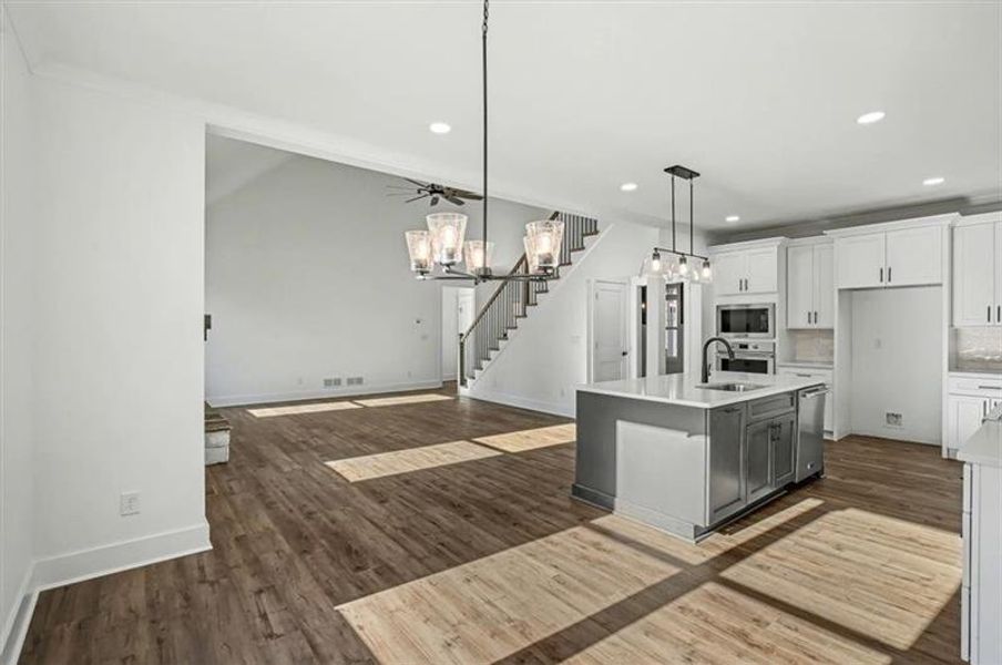 Image 47 of a home in .