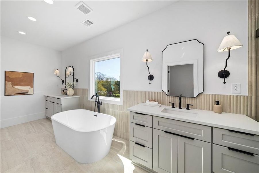 Furnished interior view inside a new home in Echo at Crabapple, Milton (Image 33).