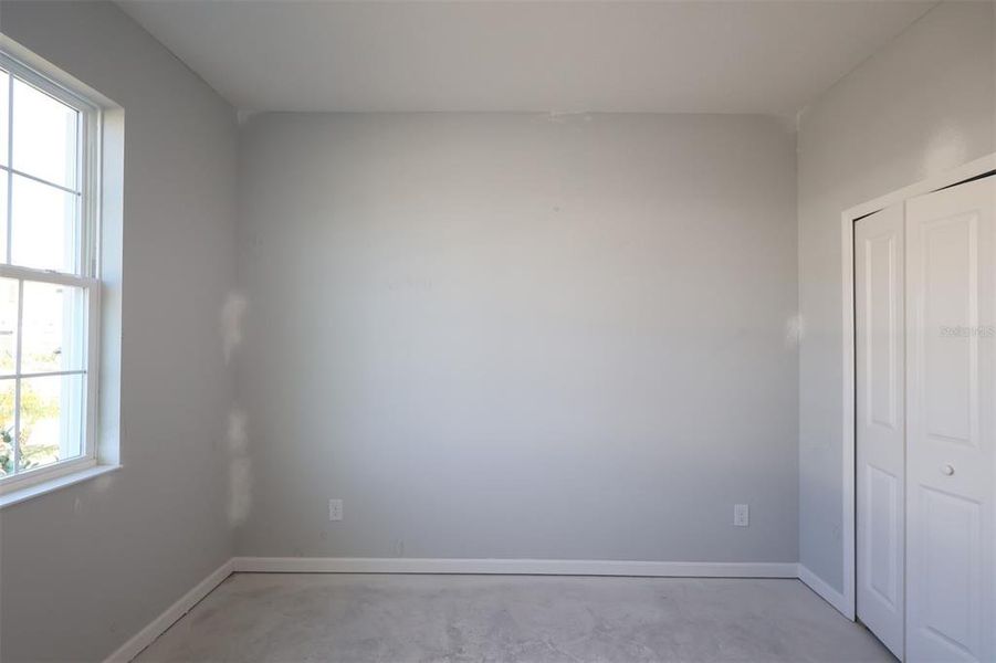 Spacious, unfurnished interior of a new home in Eden at Crossprairie, St. Cloud (Image 6).