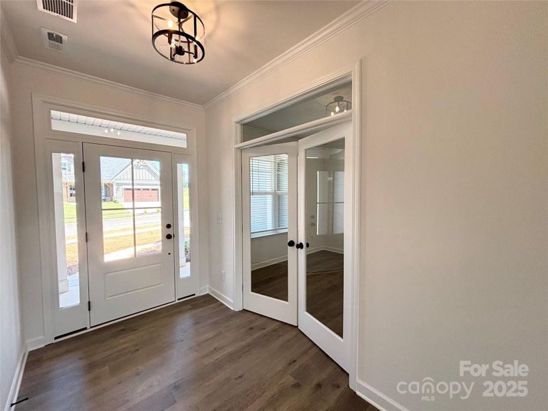 Spacious, unfurnished interior of a new home in Brighton Park, Mount Pleasant (Image 21).