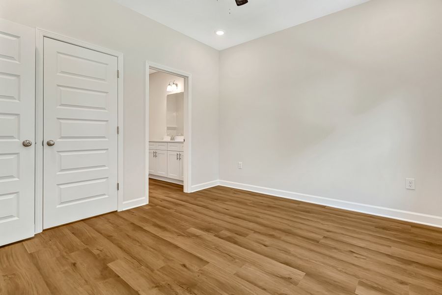 Spacious, unfurnished interior of a new home in , Crestview (Image 32).