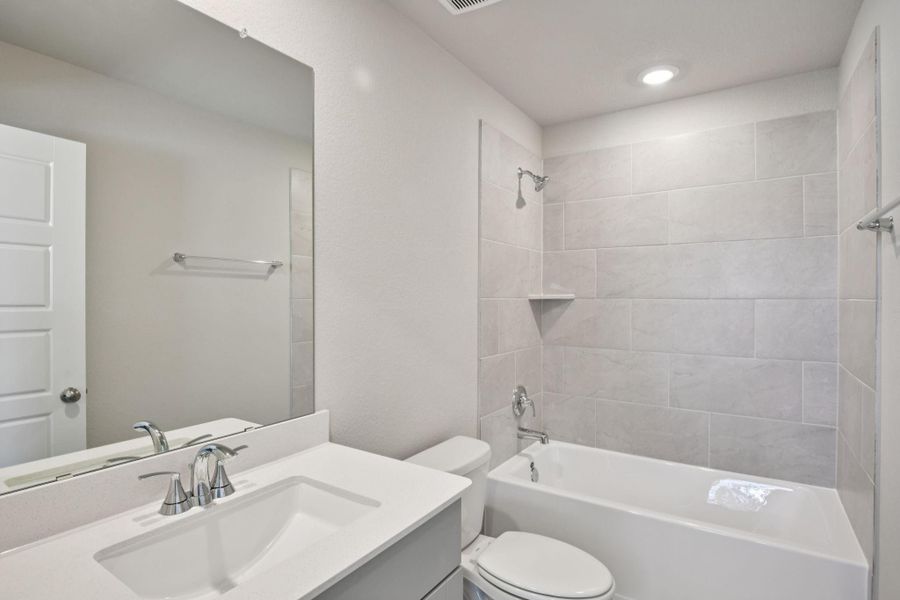 Furnished interior view inside a new home in Heights of Barbers Hill, Mont Belvieu (Image 6). Furnished interior view inside a new home in Heights of Barbers Hill, Mont Belvieu (Image 6).