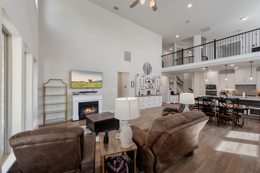 Furnished interior view inside a new home in 6 Creeks, Kyle (Image 9). Furnished interior view inside a new home in 6 Creeks, Kyle (Image 9).