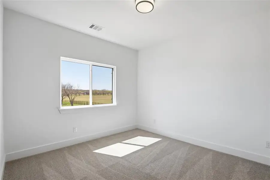 Spacious, unfurnished interior of a new home in Pecan Grove, Burleson (Image 30). Spacious, unfurnished interior of a new home in Pecan Grove, Burleson (Image 30).