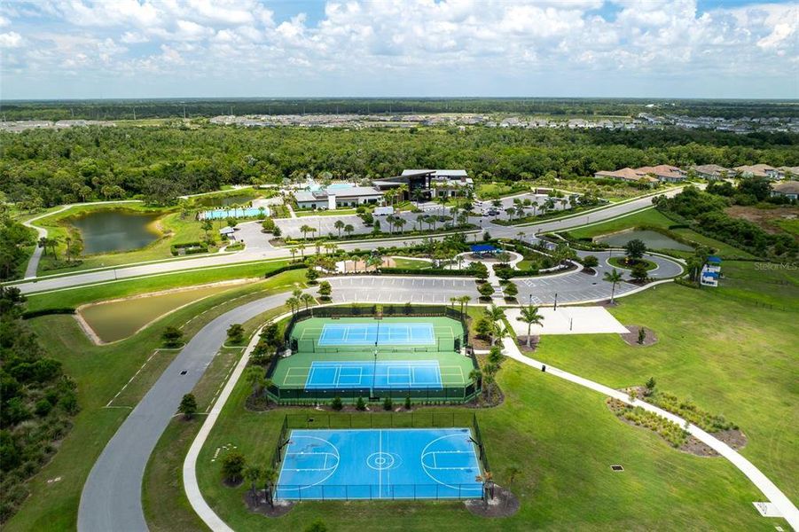 Community amenities in Skye Ranch Community Group Page, Sarasota (Image 68).