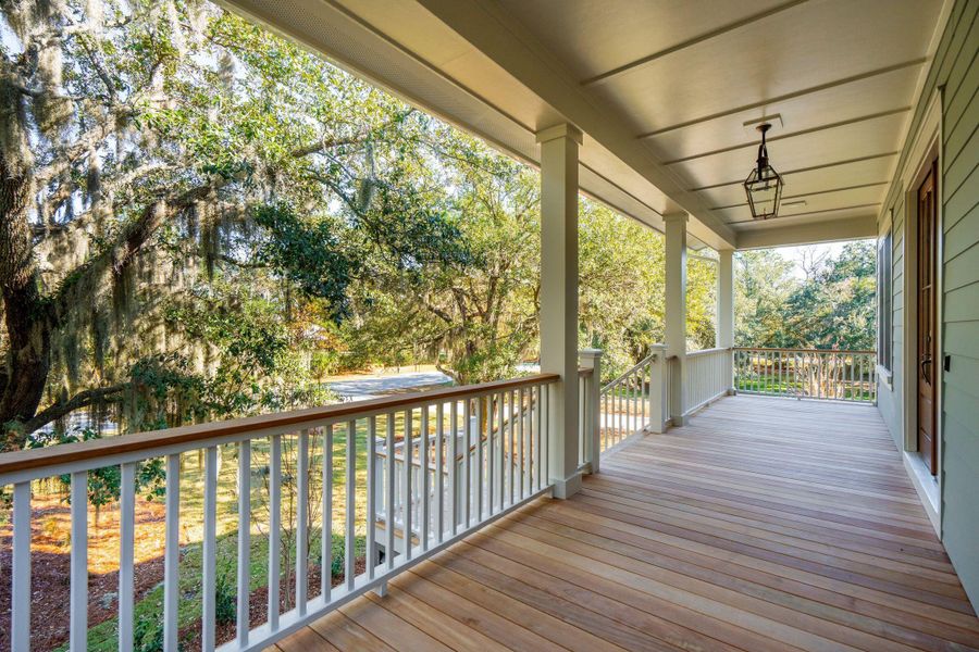 Exterior details and patio area of a home in , Johns Island (Image 33).