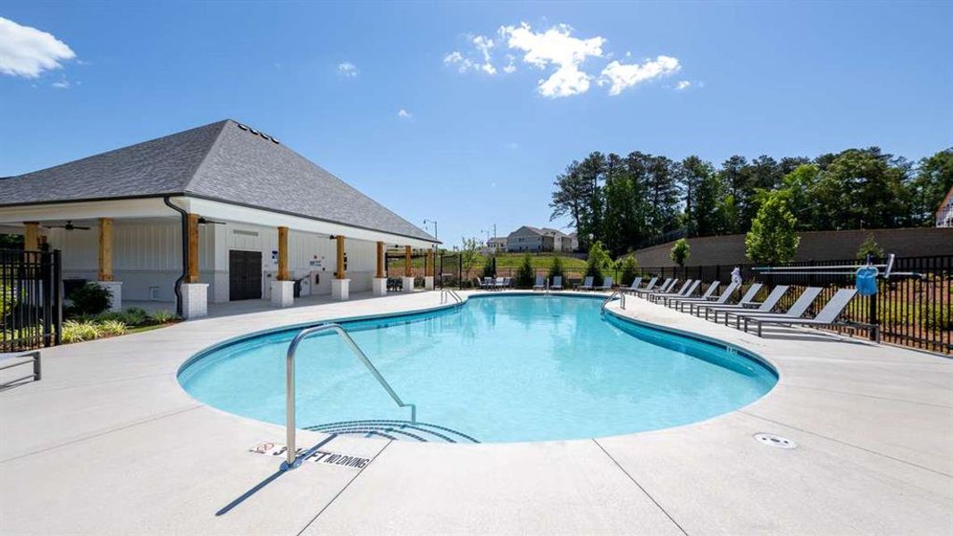 Community amenities in The Village at Sandy Plains, Marietta (Image 38).
