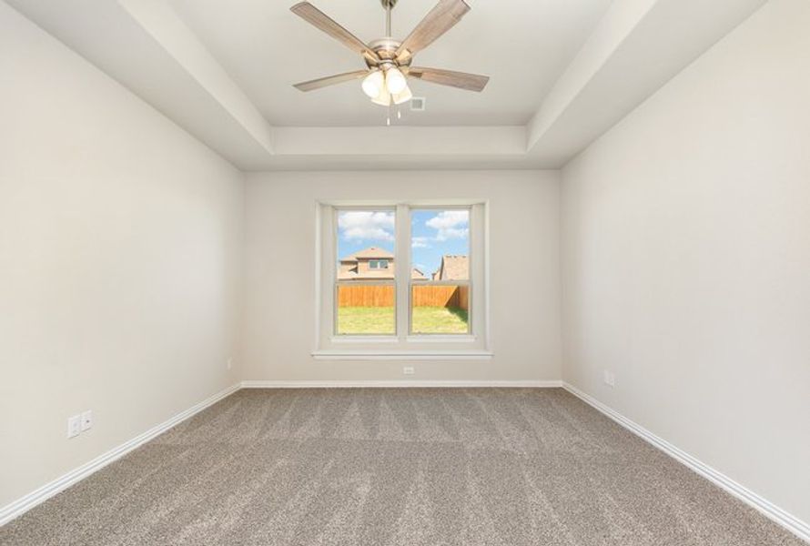 Spacious, unfurnished interior of a new home in Courts Of Bonnie Brae, Denton (Image 22).