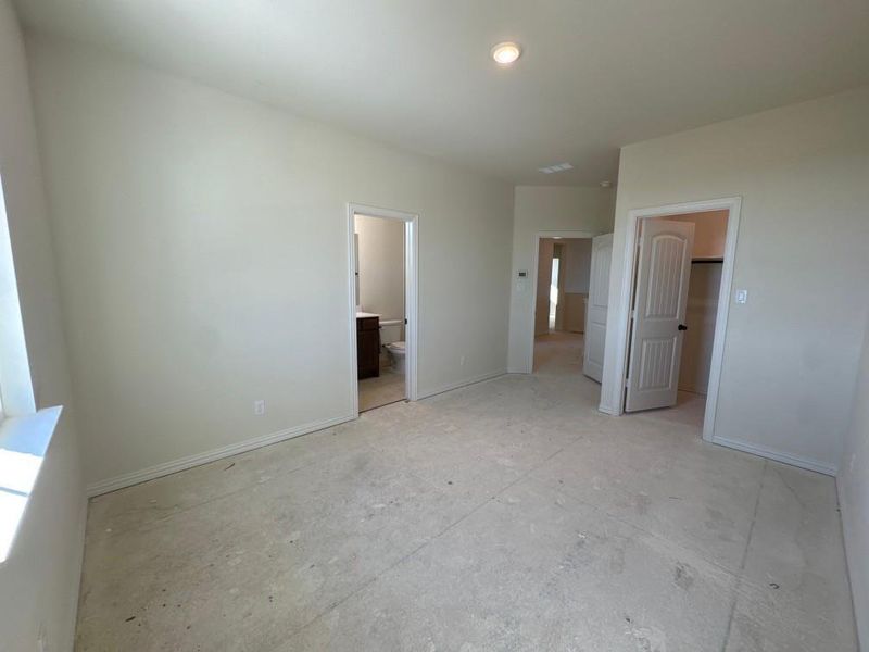 Image 21 of a home in Fairview Meadows.