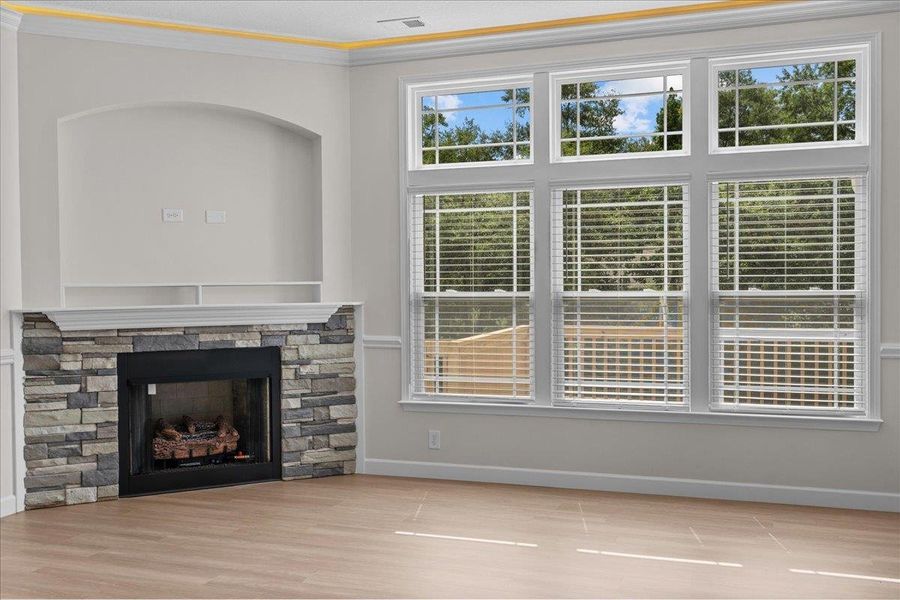 Spacious, unfurnished interior of a new home in Fall Creek, Inman (Image 10).