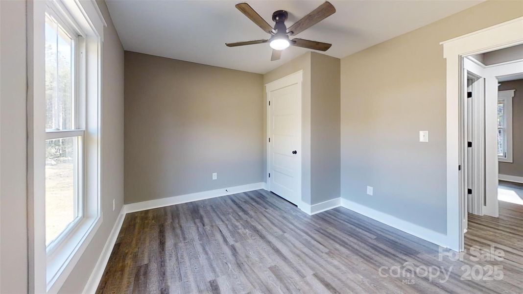 Spacious, unfurnished interior of a new home in , Lawndale (Image 11).